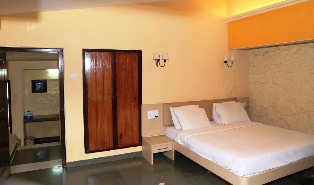 Panoramic Resort Panvel Karnāla エクステリア 写真