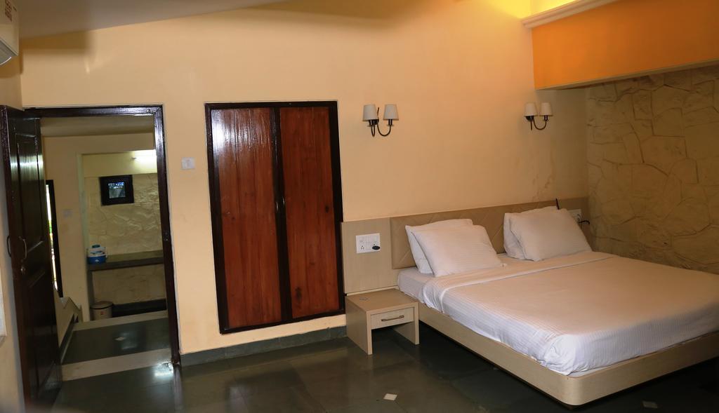 Panoramic Resort Panvel Karnāla エクステリア 写真