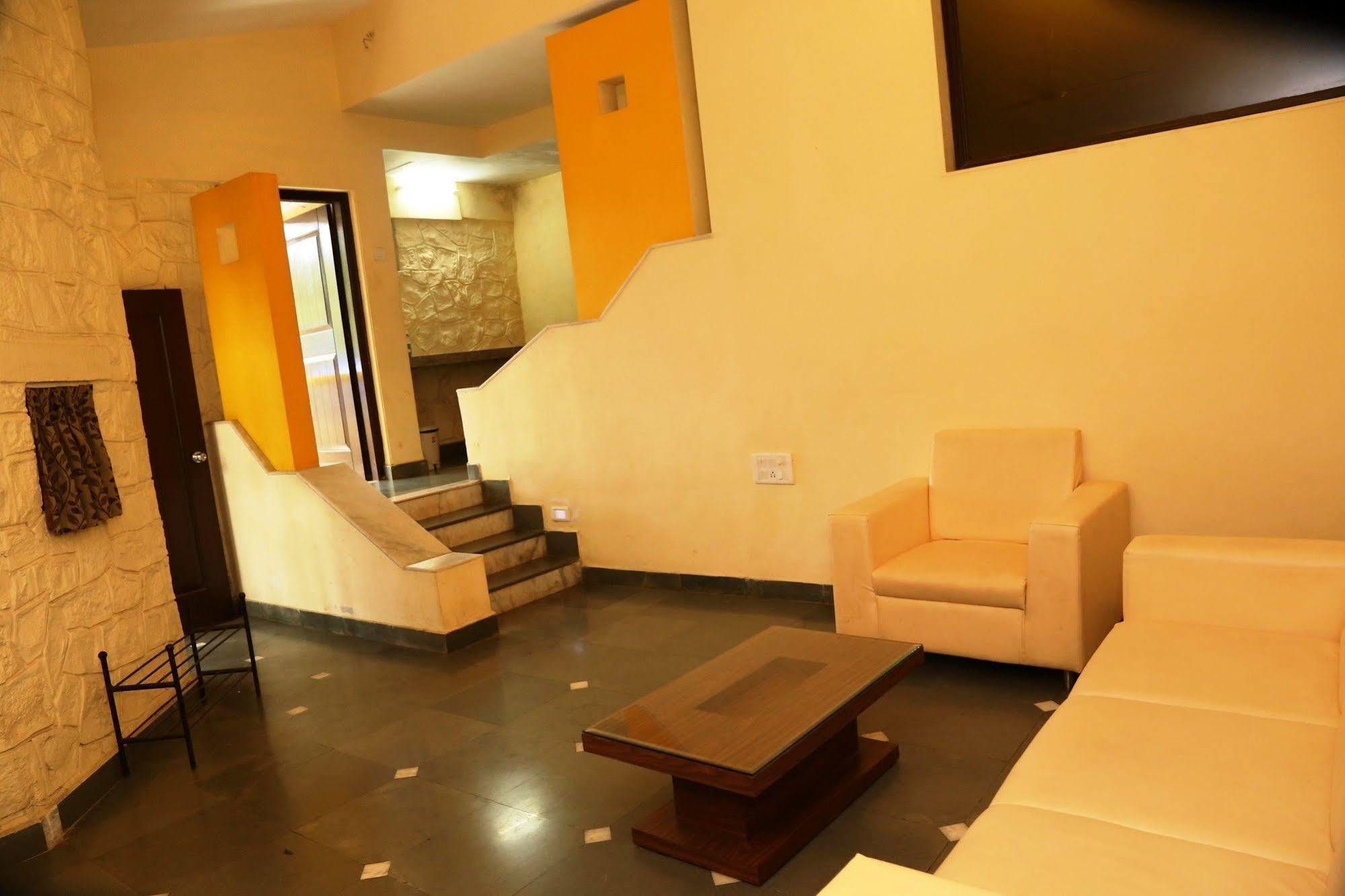 Panoramic Resort Panvel Karnāla エクステリア 写真