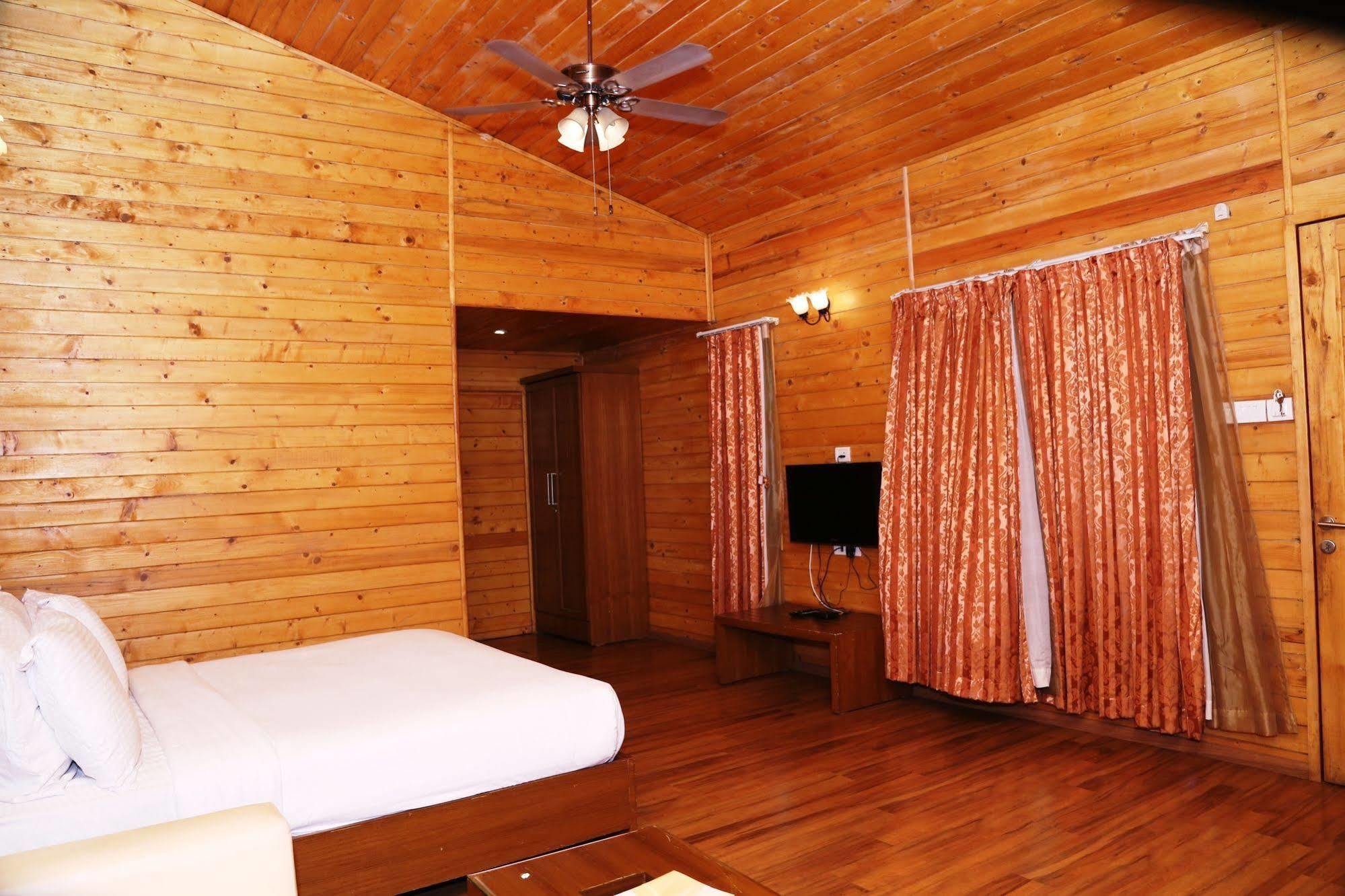 Panoramic Resort Panvel Karnāla エクステリア 写真