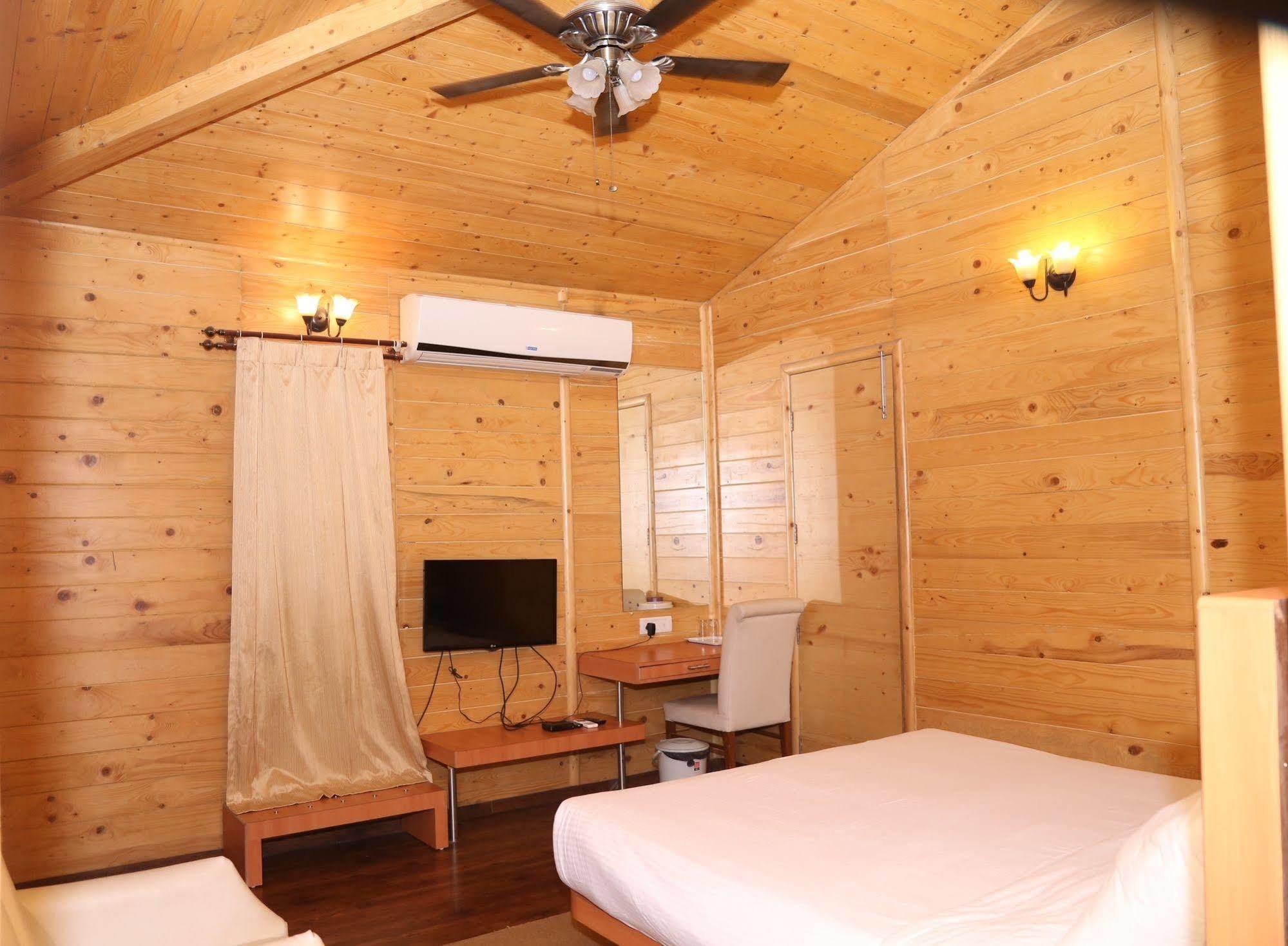 Panoramic Resort Panvel Karnāla エクステリア 写真